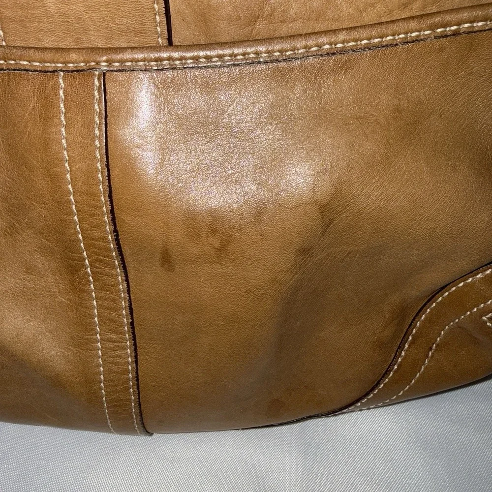 VTG Coach Y2K Tan Brown Leather Medium Soho Flap Shoulder Bag Purse 9248